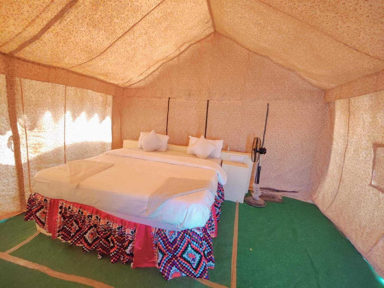 Om Luxury Resort Jaisalmer Værelse billede