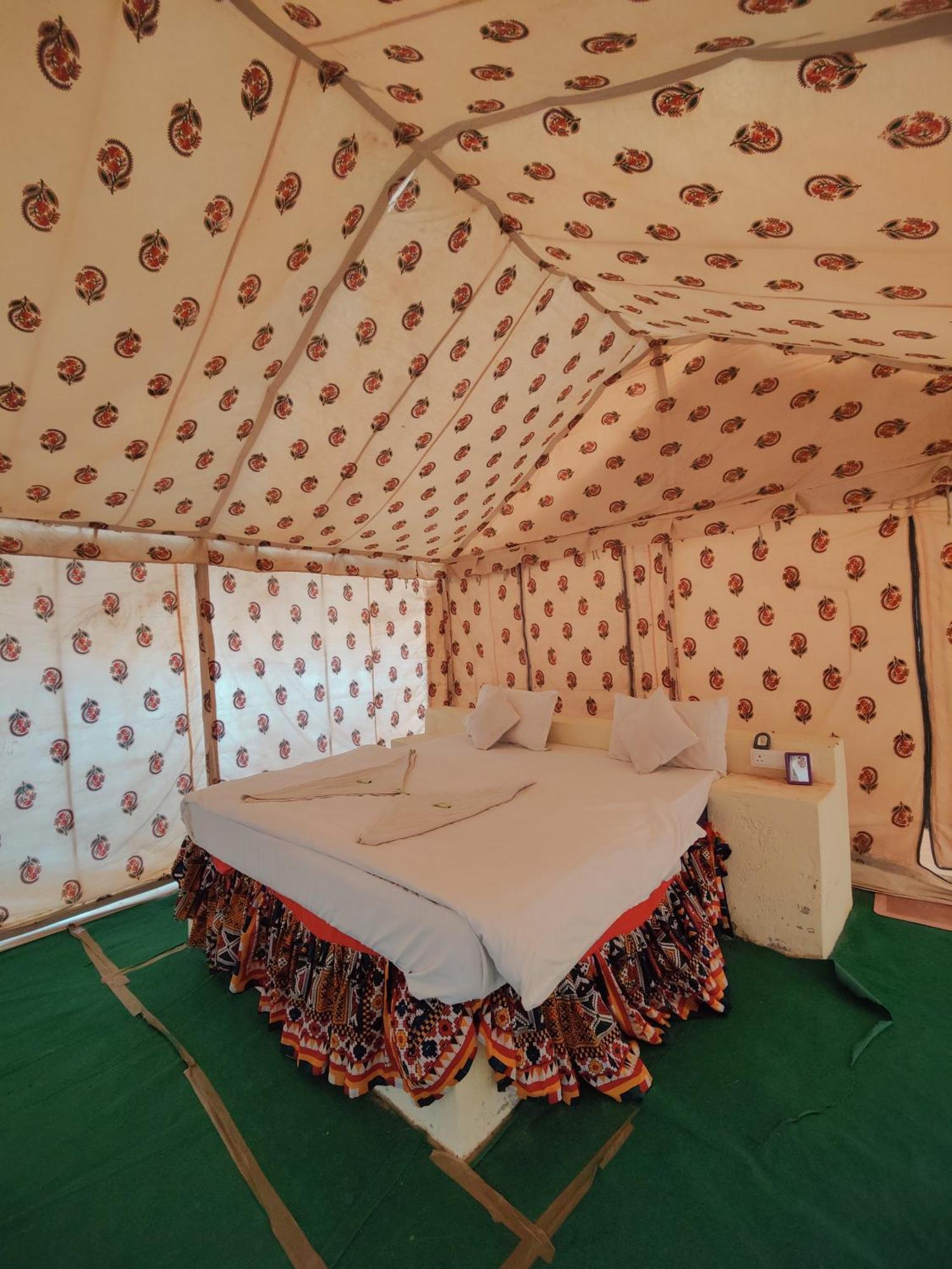 Om Luxury Resort Jaisalmer Værelse billede